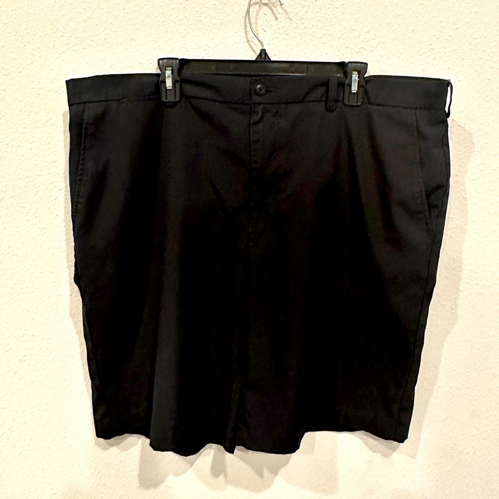 PGA Tour mens shorts, 42.